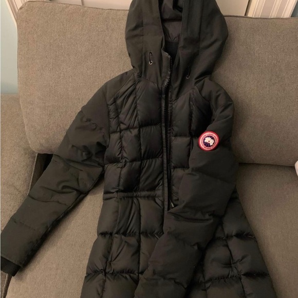 Authentic Canada Goose Beechwood Jacket Perfect condition 10/10 - Picture 2 of 5